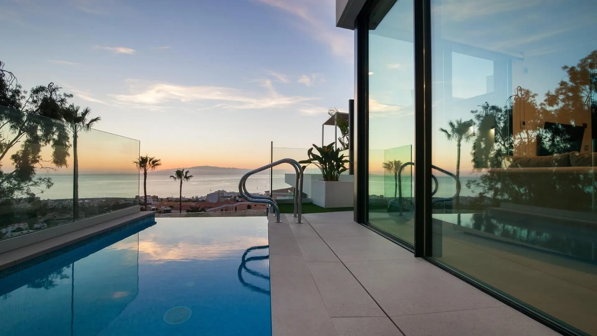 200M² New Villa F With Private, Heated Pool And Amazing Ocean View. Costa Adeje